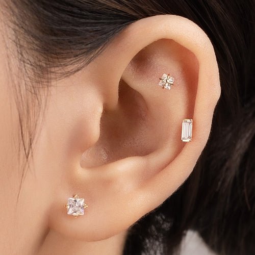 14K (58.5%) SOLID GOLD SQUARE SPHERE PIERCING - Ontymer